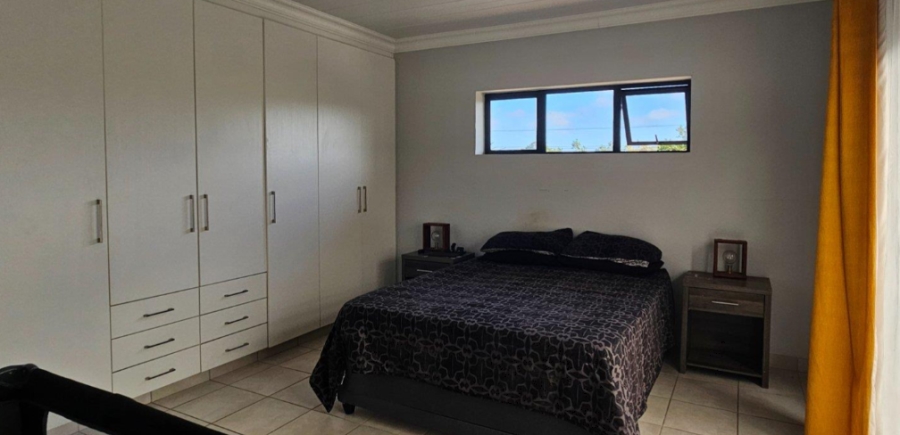 2 Bedroom Property for Sale in Fraaiuitsig Western Cape
